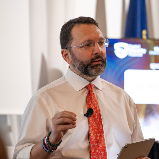 Michele Zizza, dottore di ricerca e professore aggiunto all'Università degli Studi della Tuscia